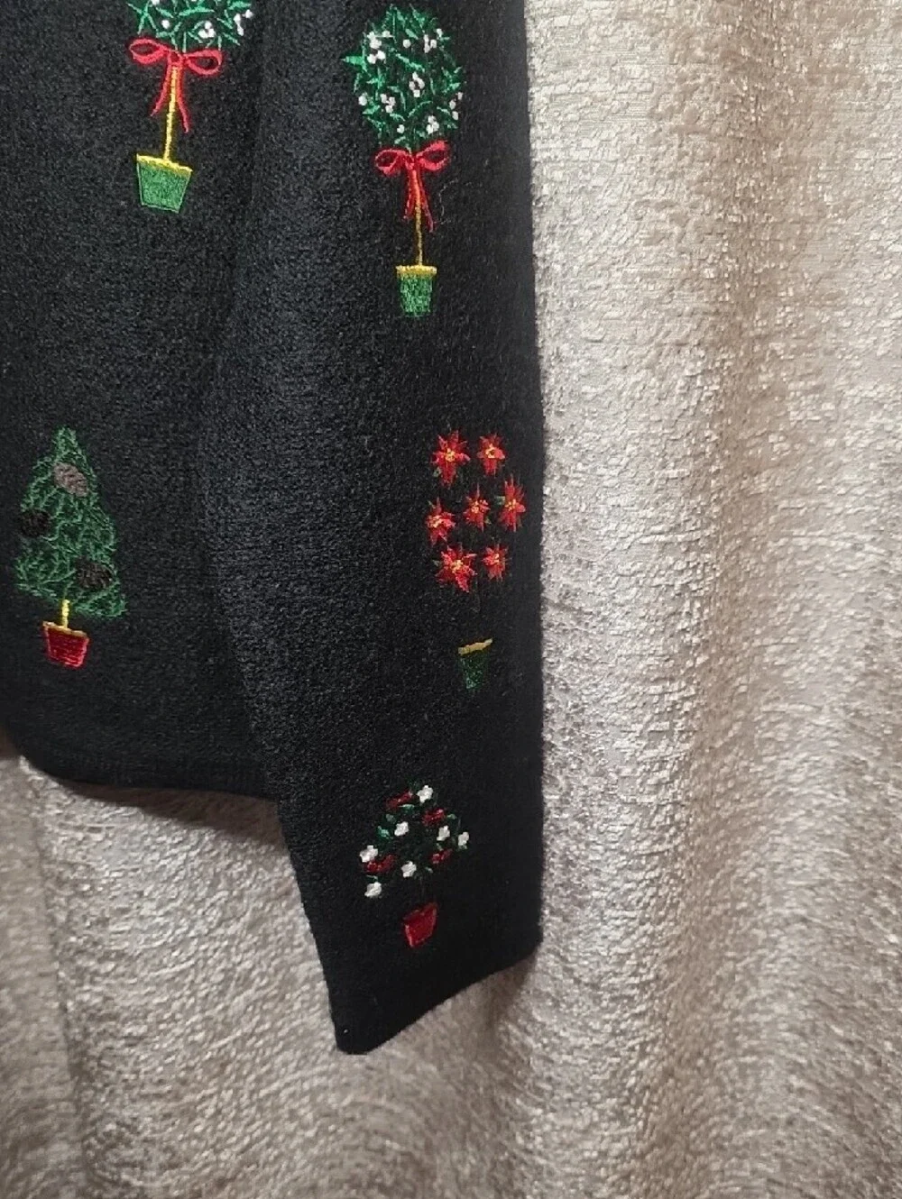Karen Scott Black Embroidered Holiday Sweater Cardigan Size PM